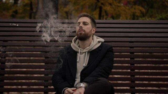 Travel Checklist for vape pens and carrying e cigarettes on airplanes with battery rules, packing tips and airline policies