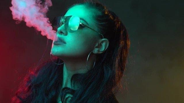 xoilac tv report warns about thailand e-cigarette import ban 2025 and outlines compliance steps for vapers and retailers