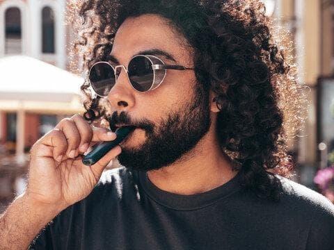 E-cigarete Essentials 2025 A Practical Guide to Choosing an Electronic Fake Cigarette for Flavor Safety and Battery Life