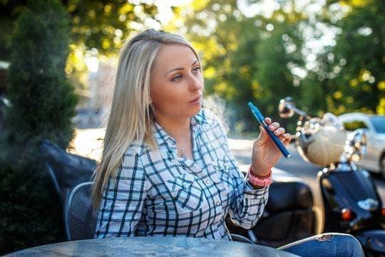 IBvape Elektronske Cigarete Buyer Guide and Real Results When Using an electronic cigarette with nicotine patch for Smoking Cessation